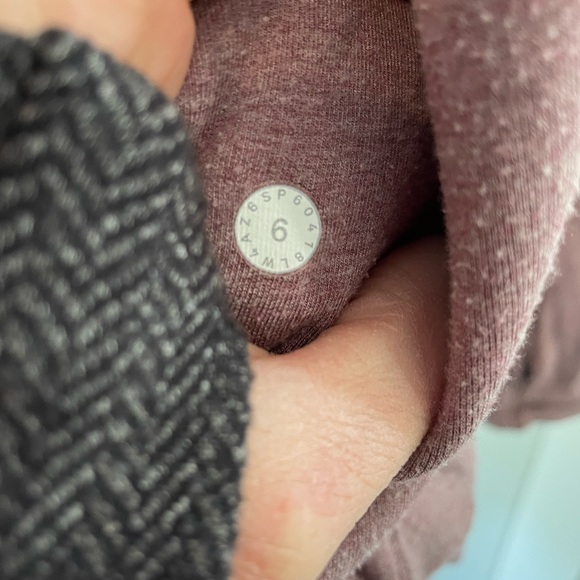 Sz 6 Lululemon Coast Easy Wrap - Picture 5 of 5